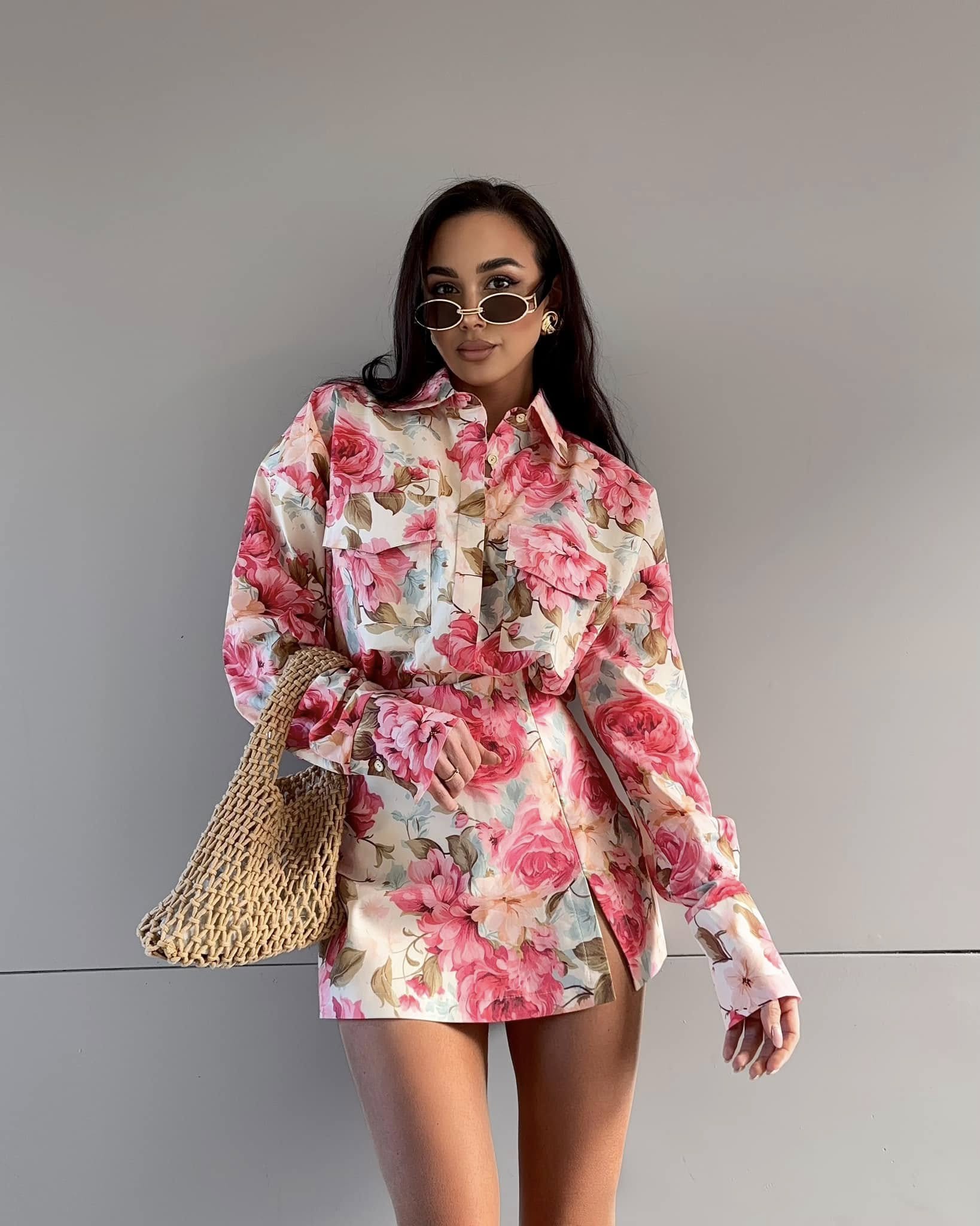 3 ponadczasowe elementy garderoby, które warto mieć w szafie